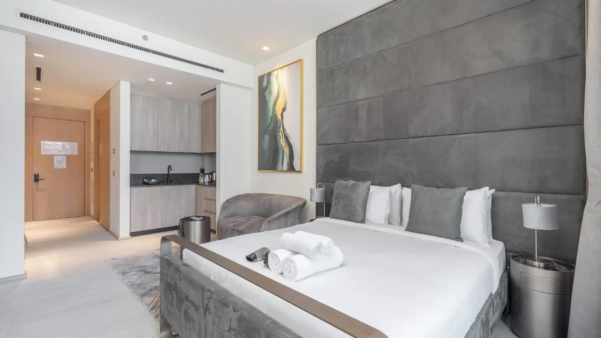 Perfect Studio For Your Stay In Jvc That Sleeps 2 Dubai Apartment